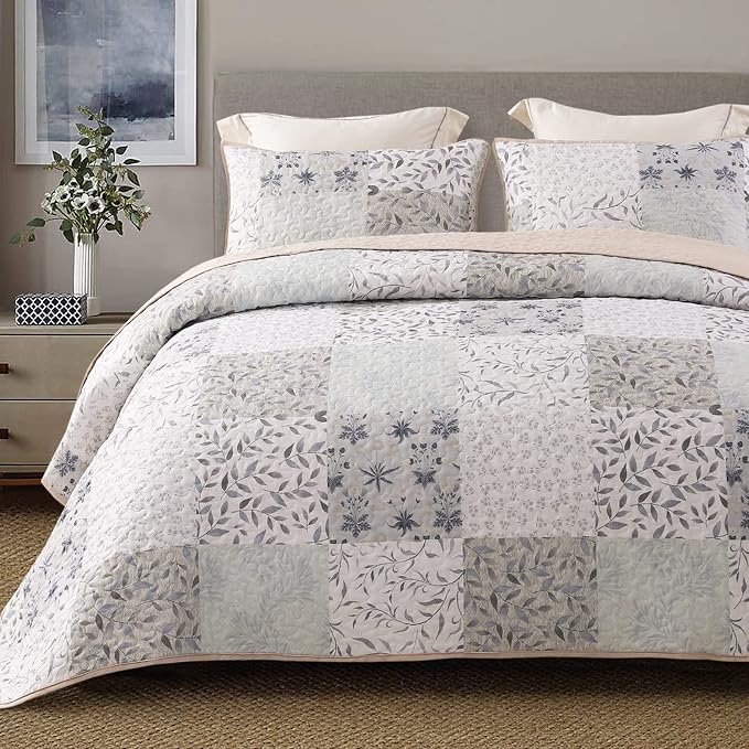 Exclusivo Mezcla Reversible Boho Quilts Full Size Gray | Lightweight Soft Bedspreads, All Season Patchwork Coverlet Bedding Set, Printed Floral Pattern, 1 Quilt and 2 Pillow Shams