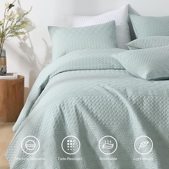 HORIMOTE HOME Sprout Green Twin Size Quilt Set - Soft Microfiber Bedspread with 1 Sham, Lightweight & All-Season Geometric Coverlet for Cozy Bedding