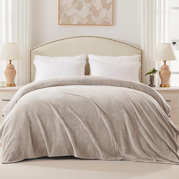 Exclusivo Mezcla Soft Waffle Fleece Bed Blanket King Size, Tan | Lightweight Plush Blanket for Bed, Bedroom, Cozy Flannel with Waffle Texture, Stylish Home Decor, All Season, 104x90 Inches