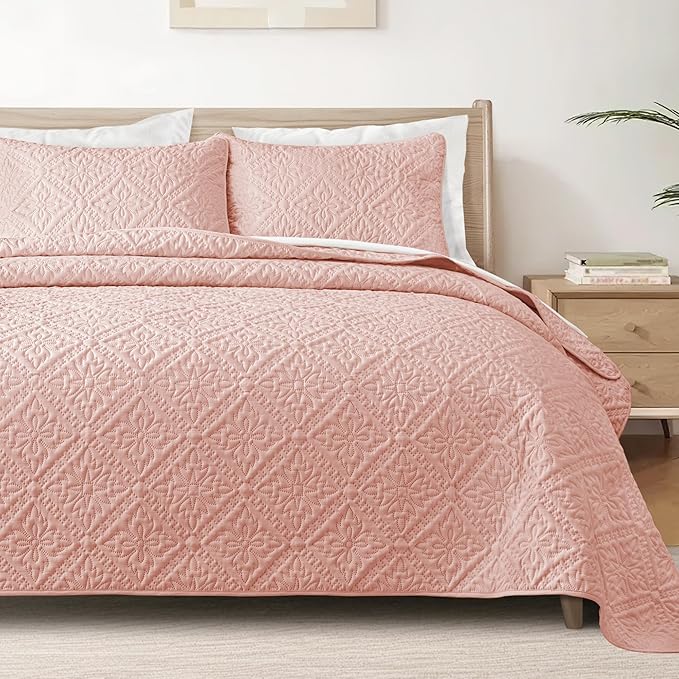 Exclusivo Mezcla Full Queen Quilt Set, Blush Pink | Lightweight Soft Bedspreads Coverlets, All Season Bedding with 2 Pillow Shams, Modern Style for Bedroom Guest Room