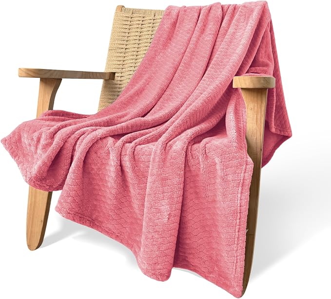 Hoomly Dusty Rose Throw Blanket 60x80 Cozy Fleece for Sofa and Bedroom | Velvety Flannel Feel, Single Layer 3D Jacquard, Couch Bed Office Car Travel, Romantic Decor, Low Shed, Machine Washable
