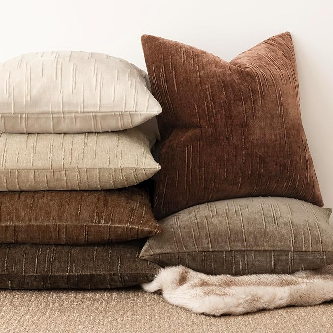 Foindtower Pack of 2 Slubby Textured Chenille Throw Decorative Pillow Covers Square Accent Solid Cushion Cover Cozy Neutral Farmhouse Pillow Case for Couch Bedroom Living Room 18x18 Inch,Red Brown