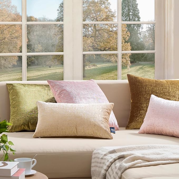 Phantoscope Pack of 2 Sparkling Velvet Decorative Solid Throw Decorative Pillow Cover Soft Gold Glitter Square Cushion Cover Pillowcase for Couch Bed and Chair, Green, 20 x 20 inches, 50 x 50 cm