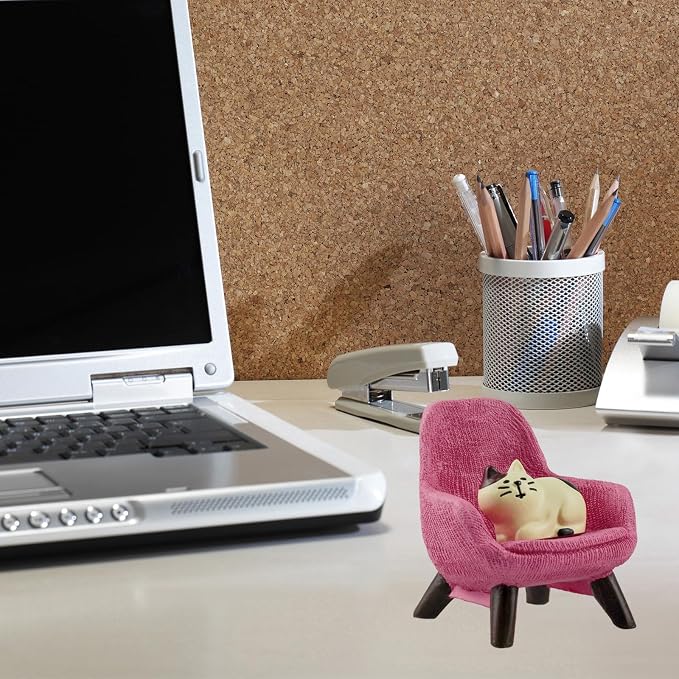 Refintural Miniature Cat Figurines with Small Sofa - Resin Mini Cat Figures, Kitten Miniature Desk Accessories - Perfect Cute Cat Gift for Cat Lovers (Pink Sofa)