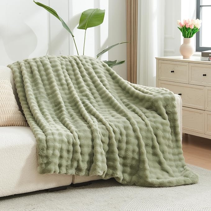 Sage Faux Fur Bubble Throw Blanket Twin 60x80 Inch 550GSM Plush