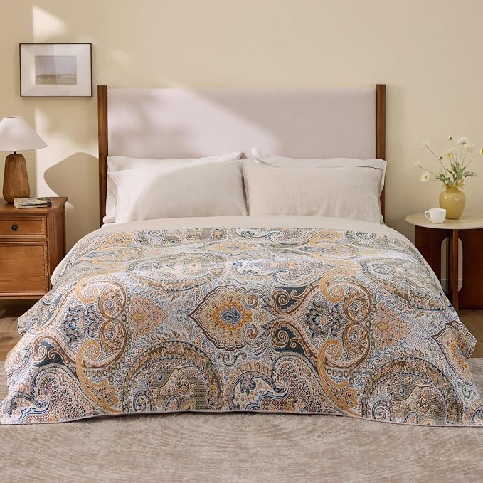 100% Cotton Boho Throw Blanket for Home Decor – Classic Farmhouse Quilt Bedding, Muslin Blankets for Adults, Vintage Woven Decorative Blanket for Couch, Bed Layering Use, Paisley Pattern, 104"x90"
