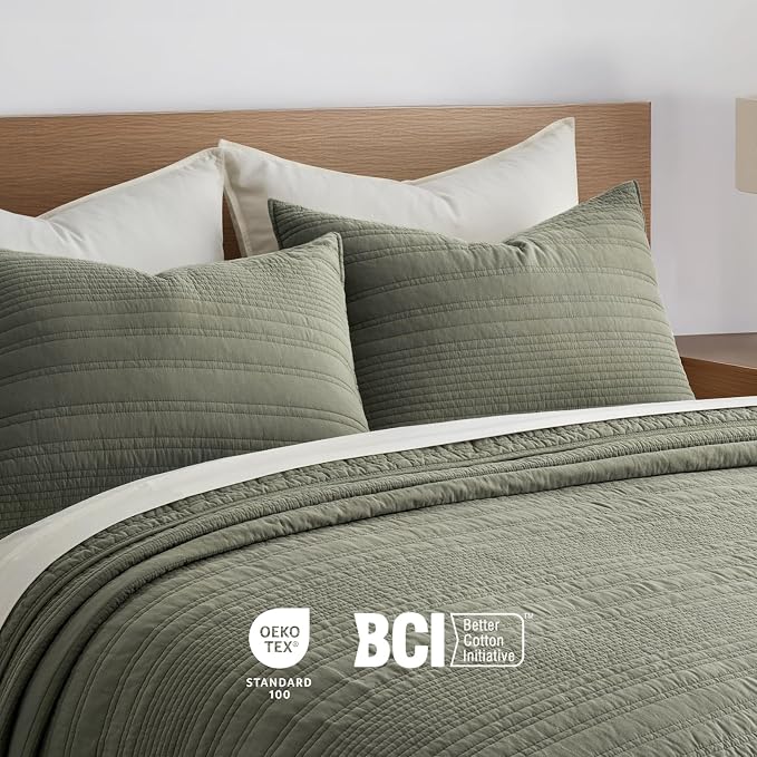 EVERGRACEHOME 100% Cotton Modern Lines Quilt Set King Size, Olive Green | Pre-Washed Soft Cotton, Striped Coverlet Bedspread, 3 Piece Lightweight Bedding Set for All Season, with 2 Pillow Shams