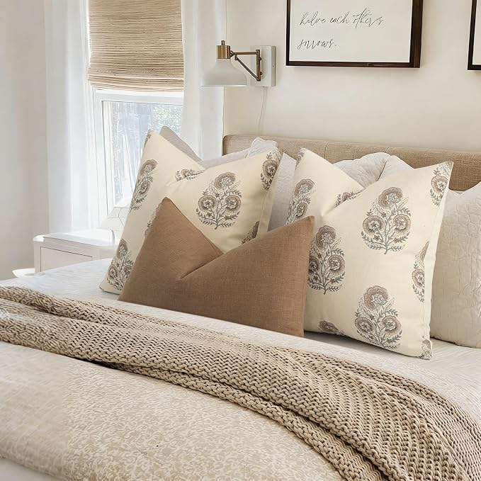 Vintage Floral Print Fall Pillow Covers 22x22 Set of 2 Patterned Accent Decorative Cushion Covers Modern Farmhouse Throw Pillow Covers for Sofa Couch Chair Bed Living Room Home Decor, Light Brown