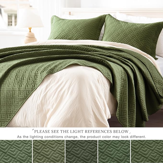 EXQ Home Quilt Set Queen Size Summer Squares Pattern Forest Green Bedspread | Bedding Set For All Season Use, Soft & Breathable Coverlet,3-Piece Set Includes 2 Shams, Machine Washable