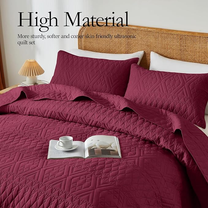 akkialla Twin Quilt Set, Burgundy Lightweight Microfiber Bedspread Coverlet, Boho Geometric Pattern, Soft All-Season Bedding, 2-Piece (1 Quilt, 1 Pillow Sham)
