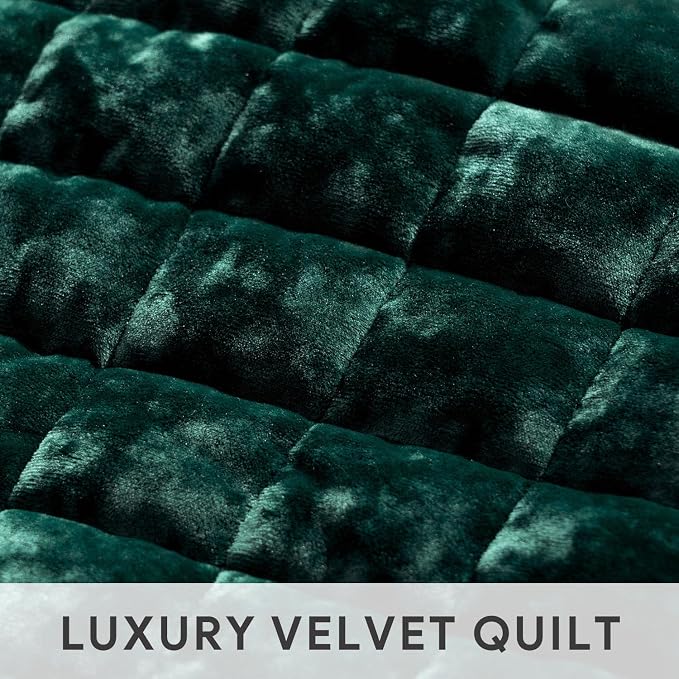 RECYCO Channel Box Stitch Velvet Quilt Set, King Size, Emerald Green | Ultra Soft Lightweight Velvet Comforter, Luxury Oversized Bedspread Coverlet, Quilted Bedding Set for All Season with 2 Shams