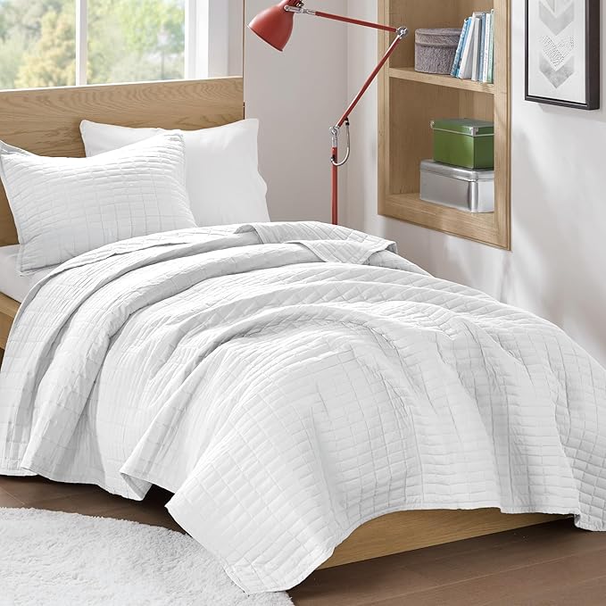 Comfort Spaces Kienna Twin Quilt Bedding Set 2 Piece, 66"x 90" White | Soft Cozy Lightweight Summer Twin XL Coverlet for College Dorm, Quilted Extra Layer, Modern Casual Bedroom Decor, OEKO-TEX