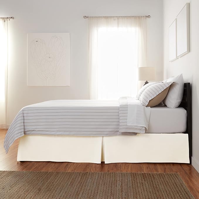 Amazon Basics Lightweight Pleated Bed Skirt, Machine Washable, Wrinkle and Fade Resistant, Queen, Off White