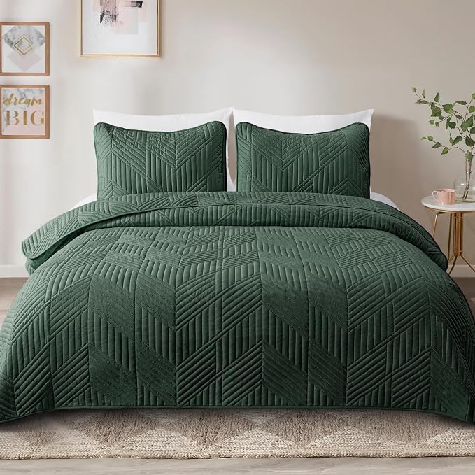 Exclusivo Mezcla Ultrasonic Full Queen Quilt Bedding Set, Green | Lightweight Bedspreads, Soft Microfiber, Modern Geometric Coverlet, All Season Bed Cover, 1 Quilt and 2 Pillow Shams