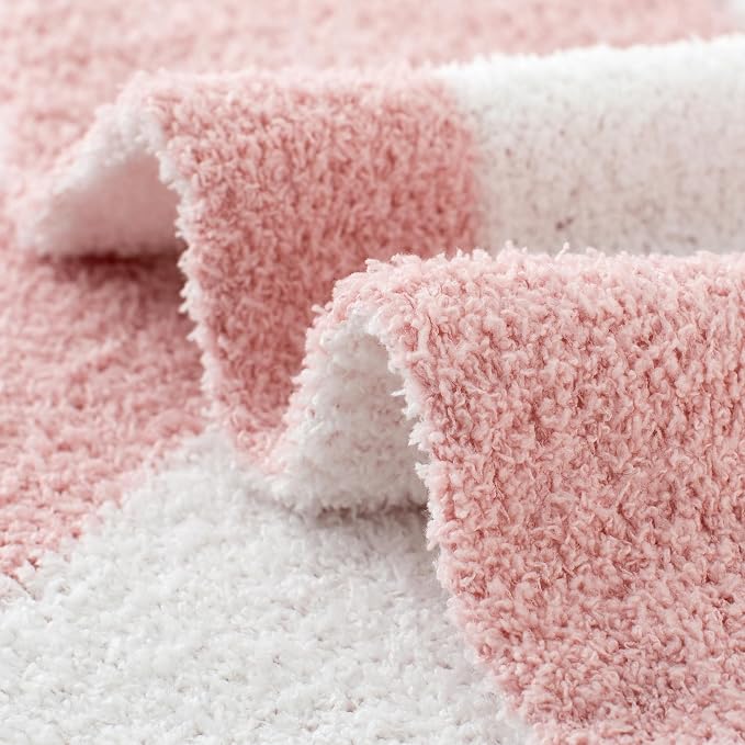 Carriediosa Checkered Throw Blanket 50x60, 400GSM Ultra Soft Microfiber | Dusty Pink, Fuzzy Fluffy Cozy Plush Knit Knitted Plaid Checker, Lightweight Cute Preppy Fall Blankets & Throws for Couch, Bed