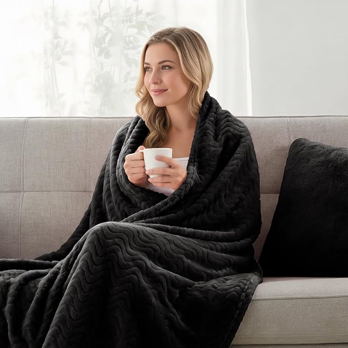 Exclusivo Mezcla Soft Fleece Blanket Twin Size for Bed, Sofa, Black | 90"x66" Breathable Lightweight Flannel Blanket for Summer, Plush Cozy Jacquard Wave for Home Decor