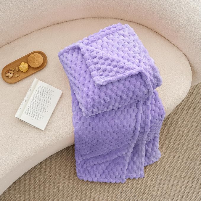 BEDELITE Lavender Throw Blanket for Couch, Soft Cozy Gifts for Women, 50*60 | 3D Jacquard Decorative Fleece Blanket, Super Soft Plush Throw, Cute Birthday Gift for Women & Men, Suitable for All Seasons
