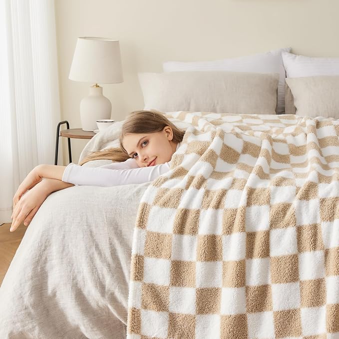 NEWCOSPLAY Knitted Throw Blanket for Couch Sofa Bed, Brown White, 60"x80" | Super Soft Plush, Fuzzy Fluffy Microfiber, Lightweight Cozy Blanket for Room Decor, All Season Use