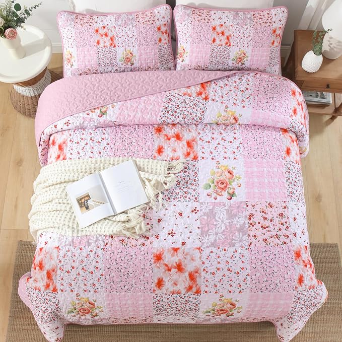 Mybedsoul Boho Quilt King Size, Patchwork Bedding Set, Pink White | Soft Lightweight Microfiber Floral Coverlet Set, 3 Pieces Plaid Bedspread, Bed Sets for All Seasons 90"x110"