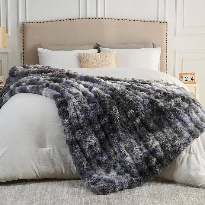 NEWCOSPLAY Faux Fur Bubble Throw Blanket for Couch, Tie-Dye Grey, 50"x60" | Fluffy Soft Thick Warm Bubble Blanket for Couch Sofa Bed 700GSM, Plush Cozy Luxury Decorative Throw, Gift for Women Men