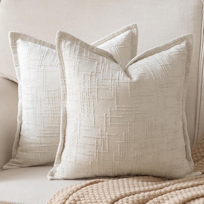 Yaertun Chenille Throw Pillow Covers 20x20 Inch Set of 2 Textured Broadside Soft Cozy Velvet Pillow Covers Modern Farmhouse Boho Decorative Pillow Cases for Couch Bed Sofa Livingroom Cream White