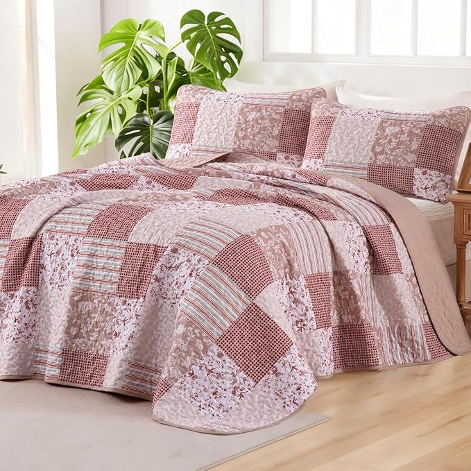 Mybedsoul Boho Quilts Queen Size, Patchwork Floral Bedding Set, Pink | Soft Lightweight Microfiber Coverlet Set, 3 Pieces Plaid Reversible Bedspread, Bed Sets for All Seasons 96"x90"