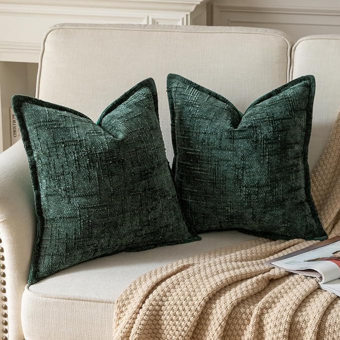 Yaertun Chenille Throw Pillow Covers 18x18 Inch Set of 2 Textured Broadside Soft Cozy Velvet Pillow Covers Modern Farmhouse Boho Decorative Pillow Cases for Couch Bed Sofa Livingroom Dark Green