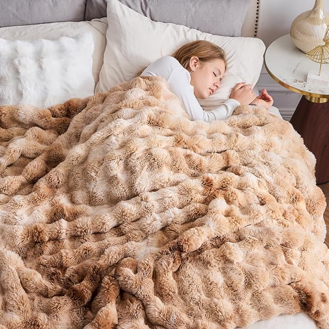 NEWCOSPLAY Faux Fur Bubble Twin Blanket for Couch, Tie-Dye Beige, 60"x80" | Fluffy Soft Thick Warm Bubble Blanket for Couch Sofa Bed 700GSM, Plush Cozy Luxury Decorative Throw, Gift for Women Men