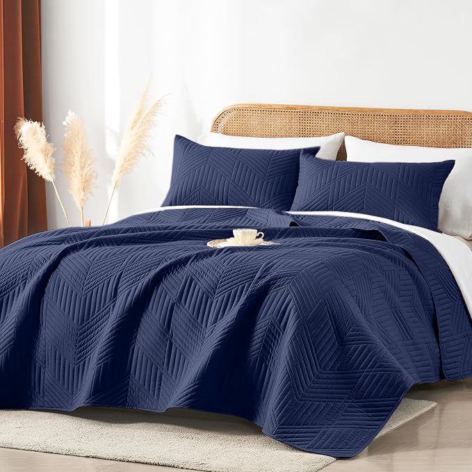 Davulos King Quilt Bedding Set,Navy Blue Ultrasonic King/Cal King Quilt Set Reversible Microfiber Bedspread,Lightweight Soft Modern Geometric Coverlet Set for All Seasons(1 Quilt,2 Pillow Shams)
