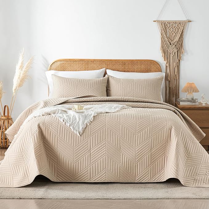 Davulos Twin Quilt Bedding Set,Beige Ultrasonic Quilt Set Reversible Microfiber Bedspread,Lightweight Soft Modern Geometric Coverlet Set for All Seasons(1 Quilt,1 Pillow Sham)