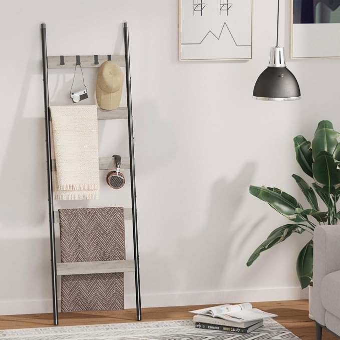 Blanket Ladder, 5-Tier Towel Holder with 4 Removable Hooks, Farmhouse Wall Leaning Decorative Rack Shelf, Wooden Towel Display Rack, Quilt Ladder for Living Room, Bedroom, Greige