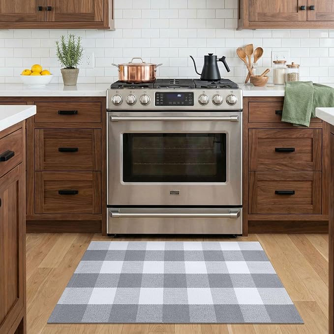 KOZYFLY Buffalo Plaid Area Rugs 2x3 Ft Grey and White Rug Front Door Mat | Washable Front Door Rug, Woven Cotton Indoor Outdoor Rug, Checkered Doormat for for Front Porch Kitchen Entryway Farmhouse
