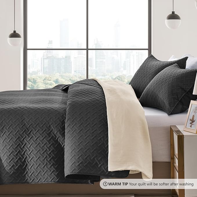 FLYMME Black Twin Quilt Bedding Set Thin Lightweight Bedspreads,Modern Style Geometric Weave Stripe Pattern,Soft Microfiber Bed Coverlet for All Season (1 Quilt, 1Sham)