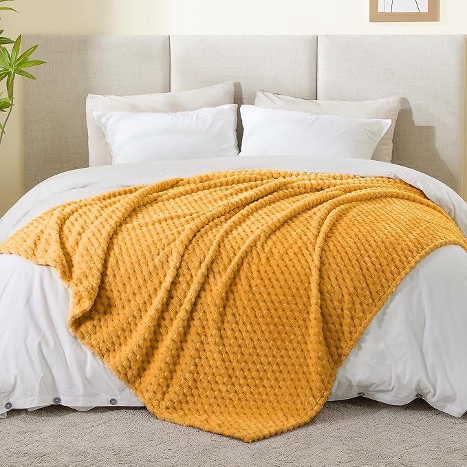 BEDELITE Mustard Yellow Twin Blanket for Couch, Soft Cozy Gifts for Women | 3D Jacquard Decorative Fleece Blanket, Super Soft Plush Throws, Cute Birthday Gift for Women, Suitable for All Seasons, 60*80