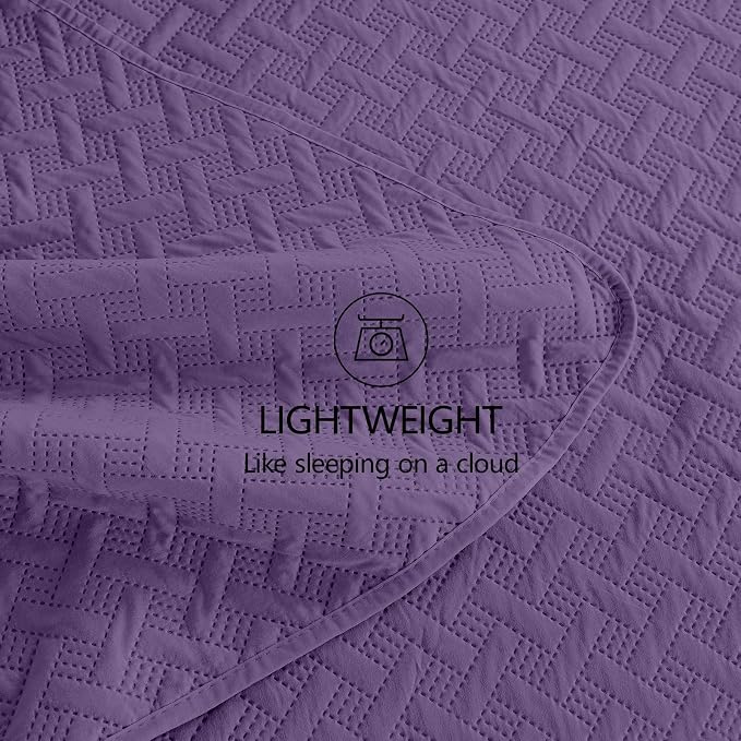 FLYMME Oversized King/California King Quilt Set 118"x106", Purple 3-Piece Floor-Length Bedspread, Premium Microfiber Lightweight Coverlet for King/California King Bed (1 Quilt, 2 Shams)