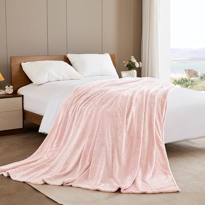 Exclusivo Mezcla Large Waffle Fleece Throw Blanket for Couch, Heather Pink | Lightweight Soft Blanket for Sofa, Bed, Living Room, Plush Fluffy Throw for Home Decor, Travel, All Season, 50x70 Inches