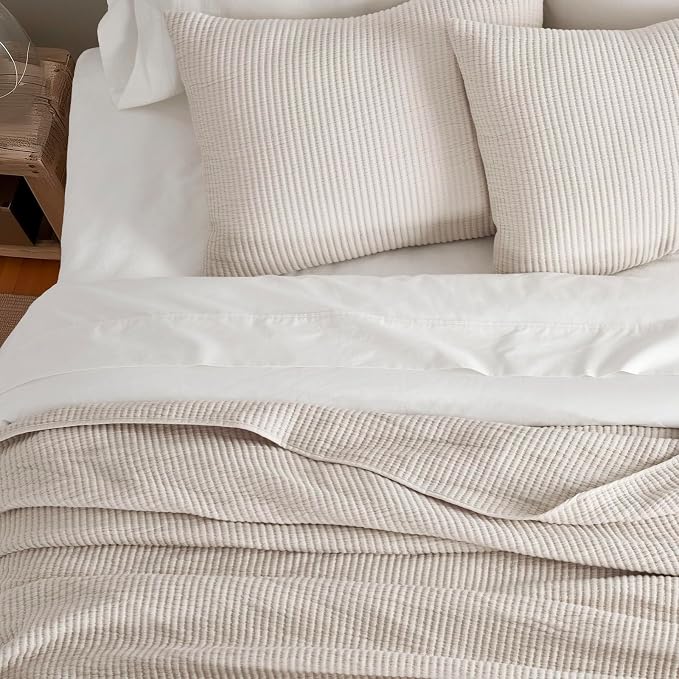 EVERGRACEHOME Cotton Ribbed Matelassé Coverlet Set, King Size, Birch | Soft Lightweight Bedspread, 3 Pieces, Breathable Cozy Oversized Quilted Bedding Set for All Seasons, with 2 Pillow Shams
