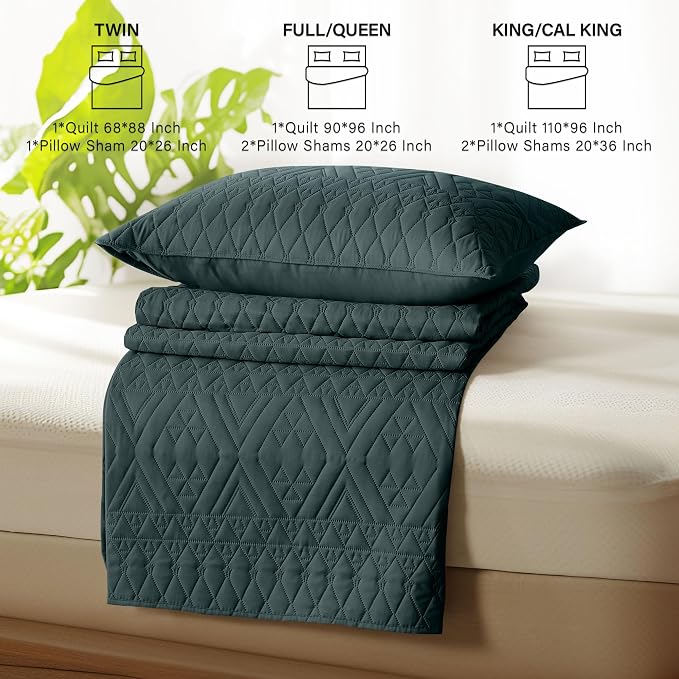 akkialla King/Cal King Size Quilt Bedding Set,Forest Green Lightweight Microfiber Soft Bedspread,Modern Style Geometric Pattern Coverlet Set for All Seasons,3 Piece(1 Quilt,2 Pillow Shams)