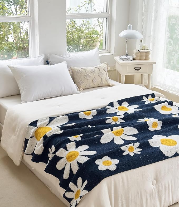 Ultra Soft Cozy Daisy Sunflower Knitted Throw Blanket Fluffy Microfiber Checkerboard Bed Blanket Lightweight Both Sides Blanket for Couch Sofa Bed (Daisy Bule, Baby 30"x40")