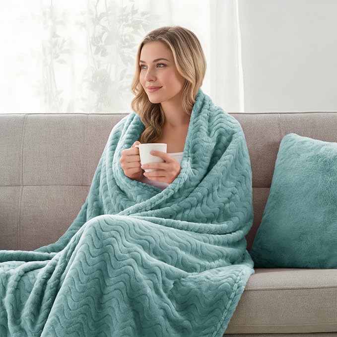 Exclusivo Mezcla Soft Fleece Blanket Twin Size for Bed, Sofa, Celadon | 90"x66" Breathable Lightweight Flannel Blanket for Summer, Plush Cozy Jacquard Wave for Home Decor