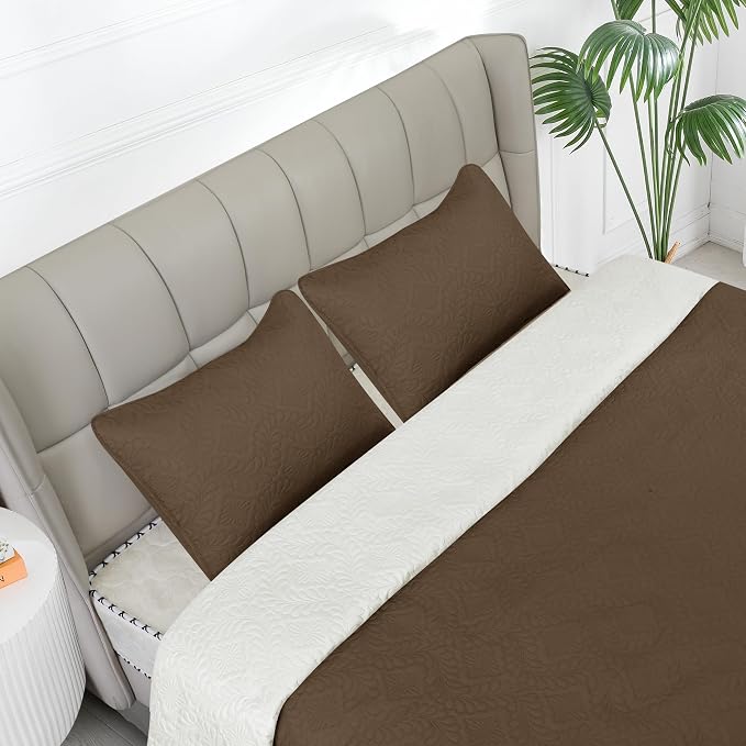 Easy-Going Reversible Quilt Set Full/Queen, Bedspread with 2 Shams | Olive leaf-Camel/Ivory, Lightweight Bed Comforter, 1 Quilt + 2 Pillow Shams, All-Season Coverlets for Bedroom