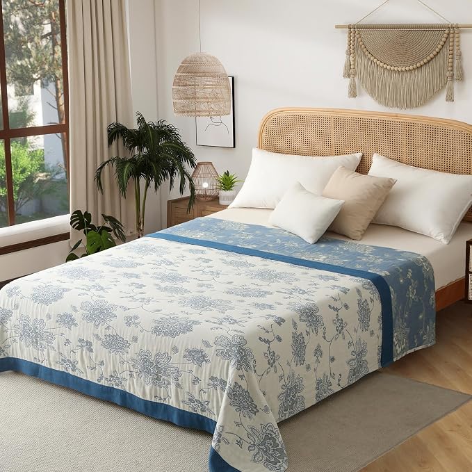 Phuryllic Boho Throw Blanket Twin Size, Soft Cozy Cotton Muslin Quilt Blanket for Bed Decor, Floral Patterned Couch Sofa Chair Cover, Vintage Farmhouse Cottage Tapestry Woven Blanket, Blue and White