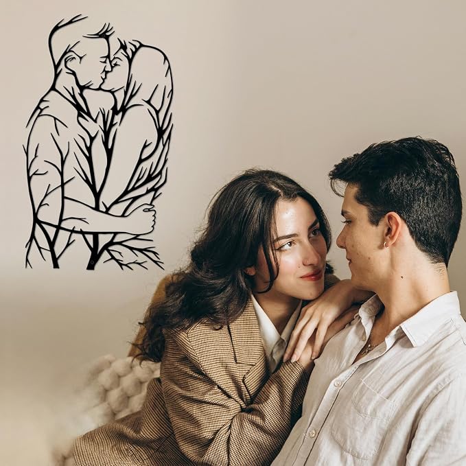 DUOOLN Metal Couple Wall Art, Life Tree Decorations Lovers Bedroom Decor. | Kissing Silhouettes Pictures|Minimalist Romantic Sculpture |Home Office Headboard Bathroom Ornaments|Black 43x25cm