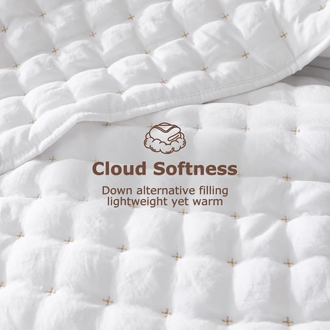 WDCOZY White California Cal King Size Quilt Bedding Sets with Pillow Shams, Oversized Lightweight Soft Bedspread Coverlet, Quilted Blanket Thin Comforter Bed Cover, 3 Pieces, 116x106 inches