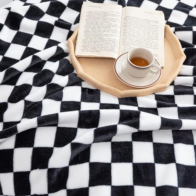LOMAO Throw Blankets Flannel Blanket with Checkerboard Grid Pattern Soft Throw Blanket for Couch, Bed, Sofa Luxurious Warm and Cozy for All Seasons (Black, 90"x110")