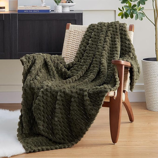 EXQ Home Fleece Throw Blanket for Couch or Bed - 3D Imitation Turtle Shell Jacquard Decorative Blankets - Cozy Soft Fuzzy Flannel Blanket Suitable for All Seasons(50"×60",Moss Green)
