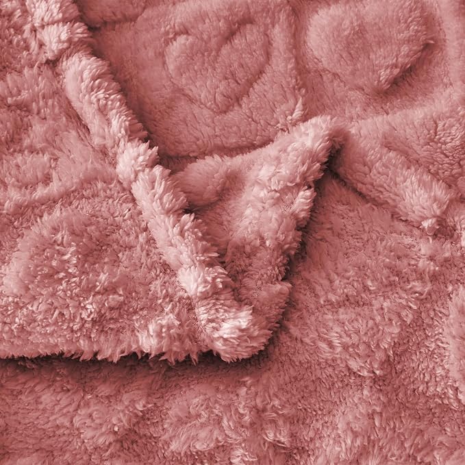 FY FIBER HOUSE Throw Blankets with Heart Checkered,Soft Warm Blankets for Lover Mom Father Gifts,Washable Lightweight Fuzzy Blanket for Couch Sofa Bed Office All Season(Pink,90"x90")