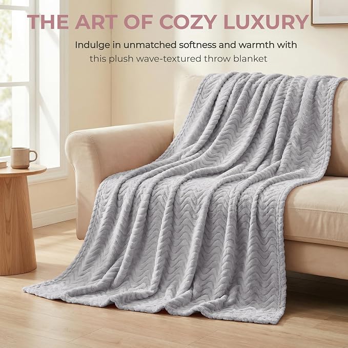 Exclusivo Mezcla Soft Fleece Blanket King Size for Bed, Sofa, Light Grey | 90"x104" Breathable Lightweight Flannel Blanket for Summer, Plush Cozy Jacquard Wave for Home Decor