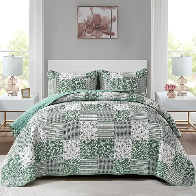 Mybedsoul Boho Quilt King Size, Patchwork Floral Bedding Set, Green | Soft Lightweight Microfiber Coverlet Set, 3 Pieces Plaid Reversible Bedspread, Bed Sets for All Seasons 90"x110"