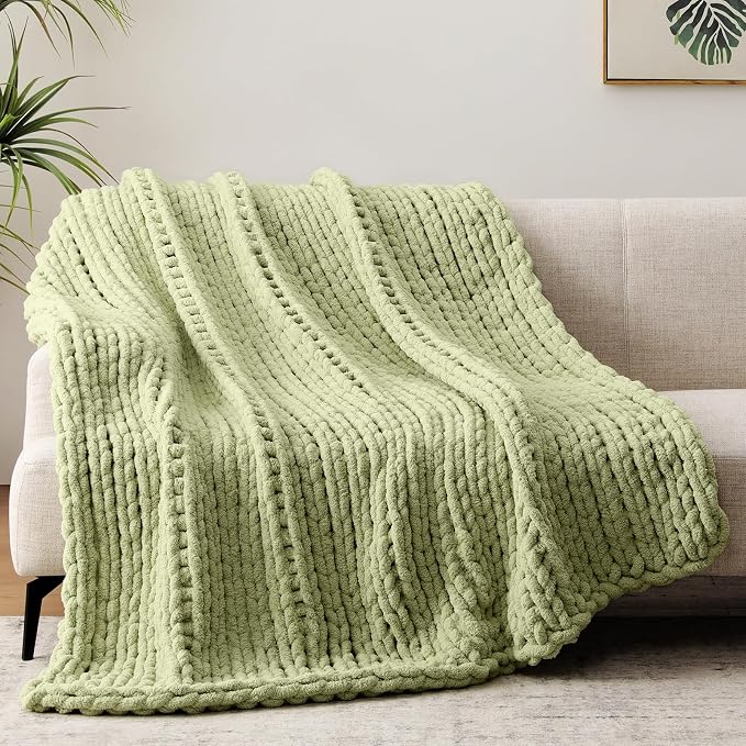 Negwoo Chunky Knit Throw Blanket, Knitted Throw Chenille Yarn, 50"*60" | Soft Thick Cable Knitted Blankets, Handmade Big Thick Blanket, Machine Washable Cute Comfy Blanket for Home Decor,Light green